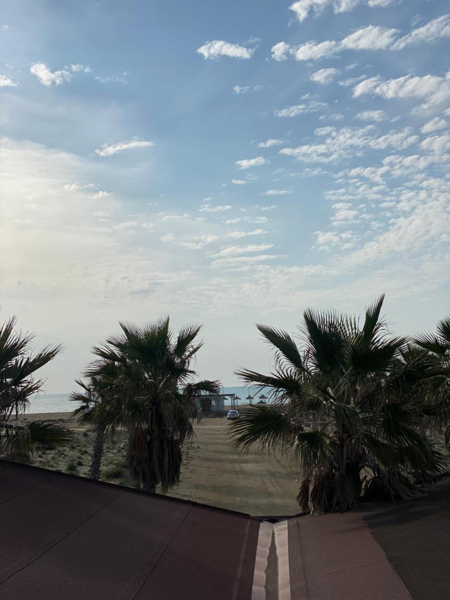 فندق Saint Tropez Durres Bisht Kamez المظهر الخارجي الصورة